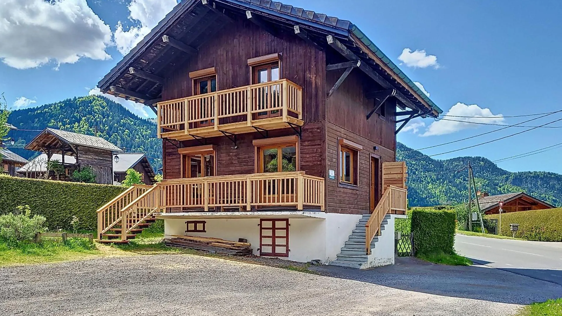 Chalet Alpa contacts